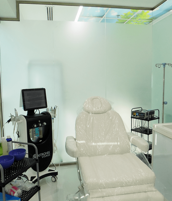 Ferdows Medical Center - Dermatologist Dubai